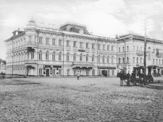  Перекресток Улиц Симановского и Пятницкой. Старинная архитектура в Костроме